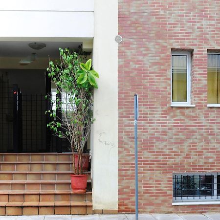Downtown Central Suite With Private Parking Kalamata Exterior foto